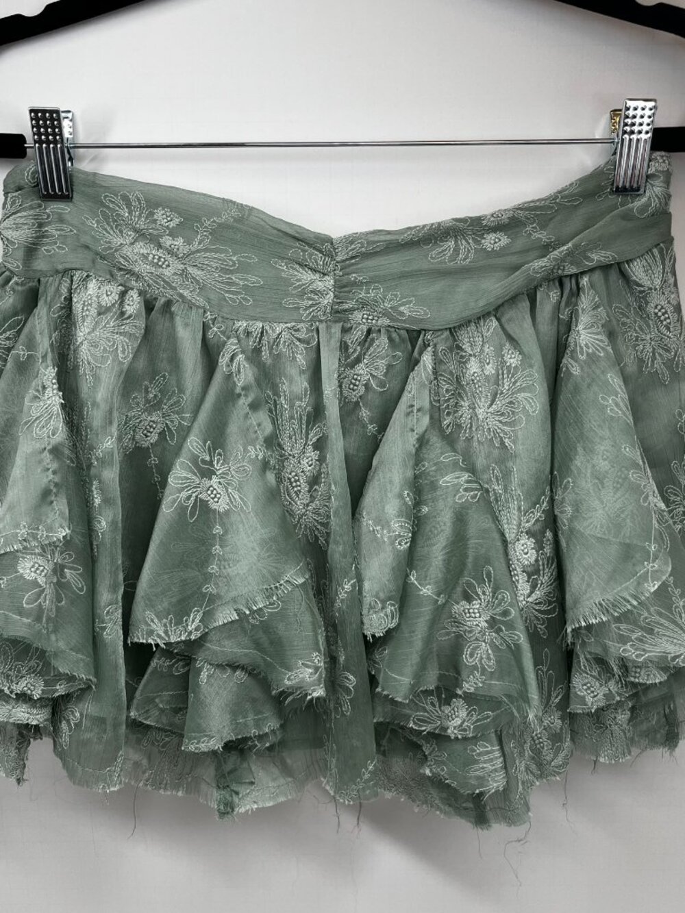Free People Sage Grace Embroidered Ruffled Vintage Mini Skirt Sz 4 - Picture 3 of 11